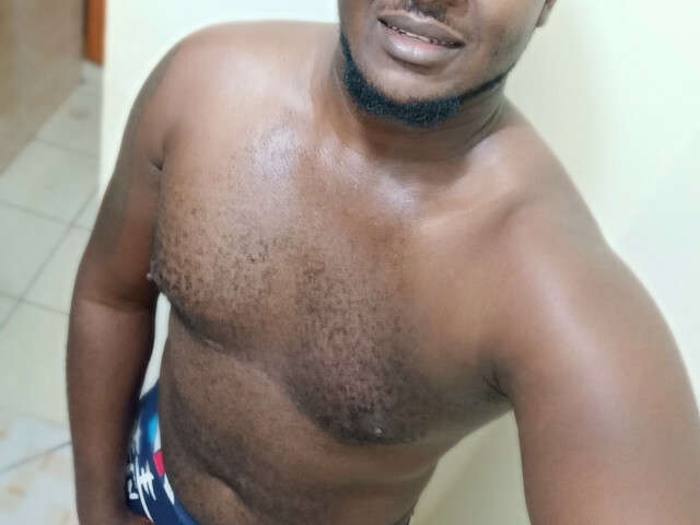EBONYCHARLIE free sexy photo