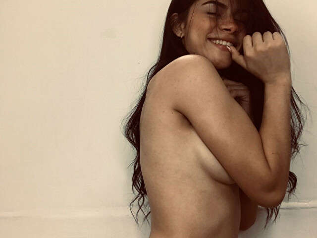 TIFANYSAIN free hard sexy photo