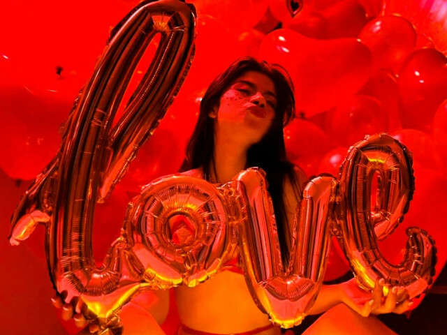 TIFANYSAIN free sexy photo