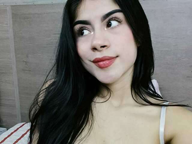 TIFANYSAIN free sexy photo