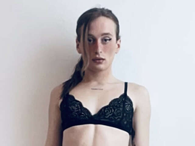 CAMMYTRANS free sexy photo