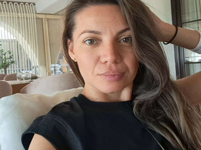SASHASMILE free sexy photo