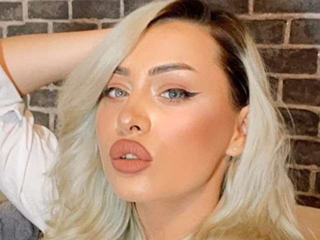 ERIKACHARMM free sexy photo