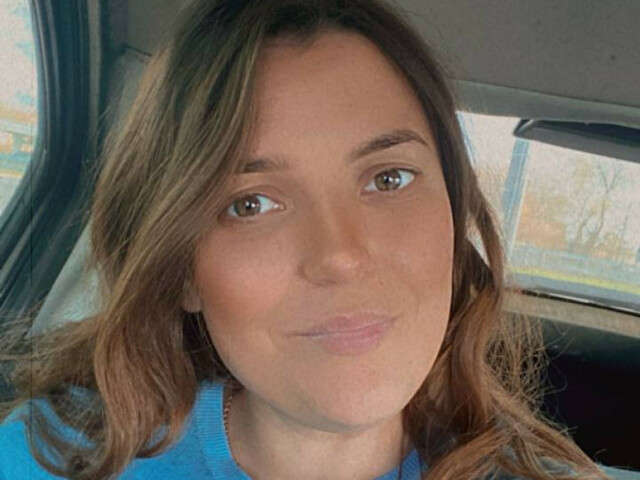 BROWNEYESSS free hard sexy photo