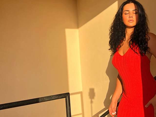 NINAPEREZ free sexy photo