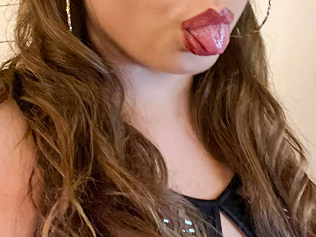 VIKTORIA99 free sexy photo
