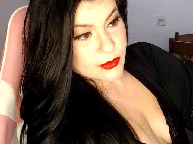 SEXYQUEEN free sexy photo