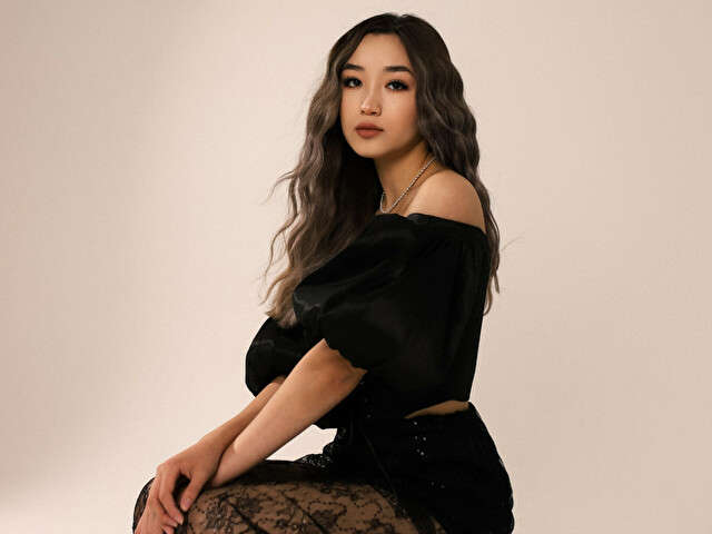 BEMYKNIGHT free sexy photo