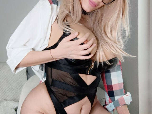 BELLASLAVICA free sexy photo
