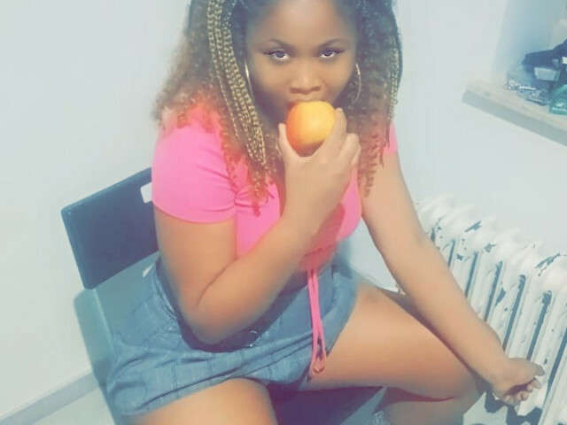 YANAXXKL free sexy photo