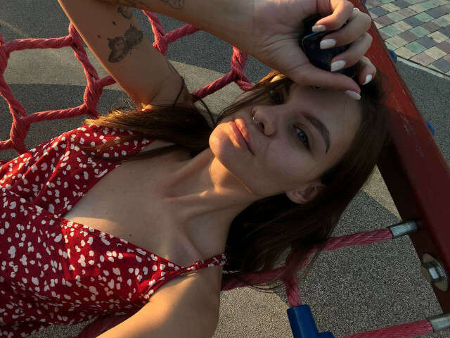 YESYA free sexy photo