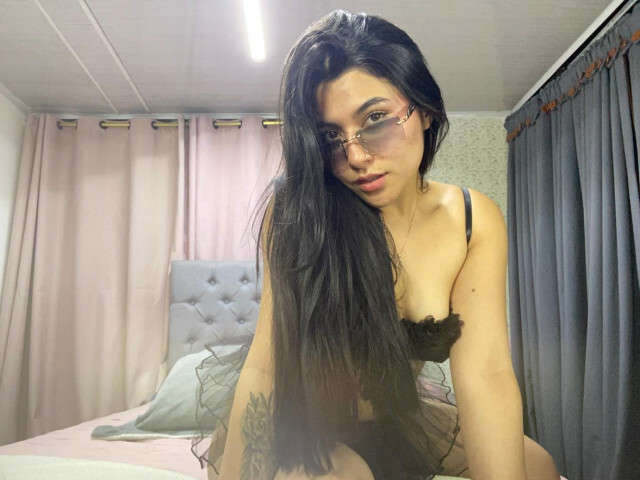SOPHIEMOON free sexy photo
