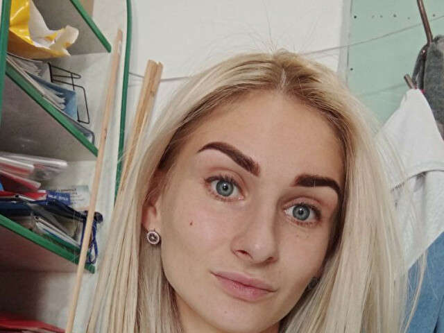 MANDARINKA free sexy photo