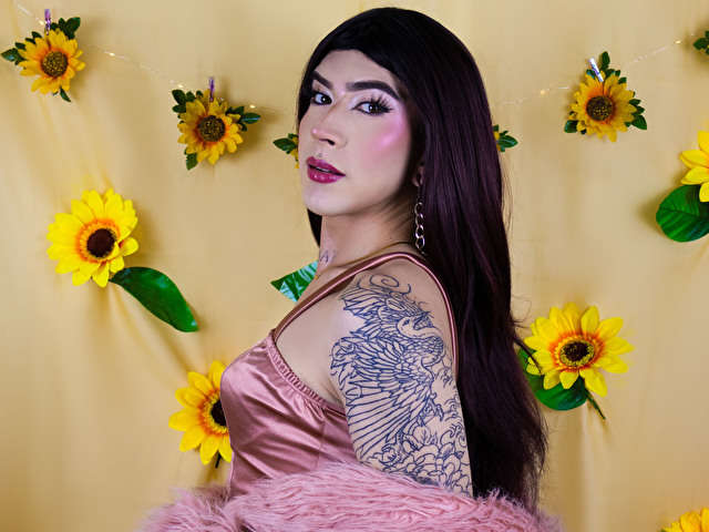 MAYATAYLOR free sexy photo