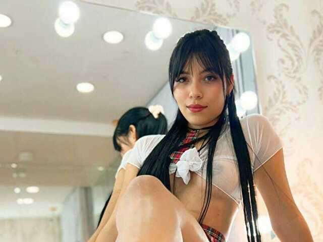 ALONDRABROKS free sexy photo