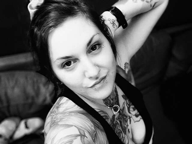RIVERMOON free sexy photo