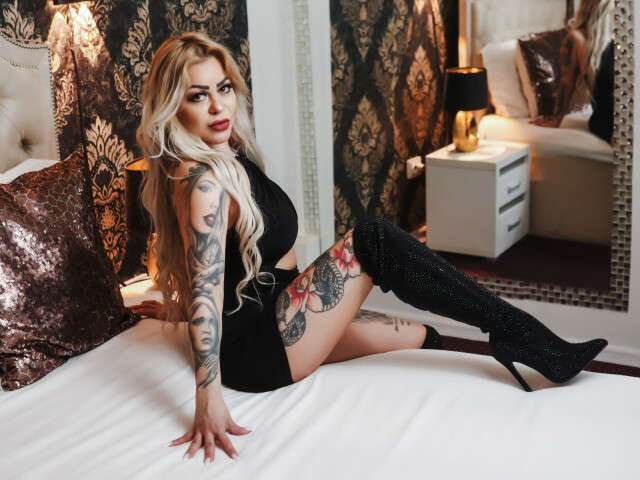 LORENAKARTER free sexy photo