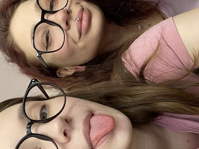 HOTCARAMELLS free sexy photo
