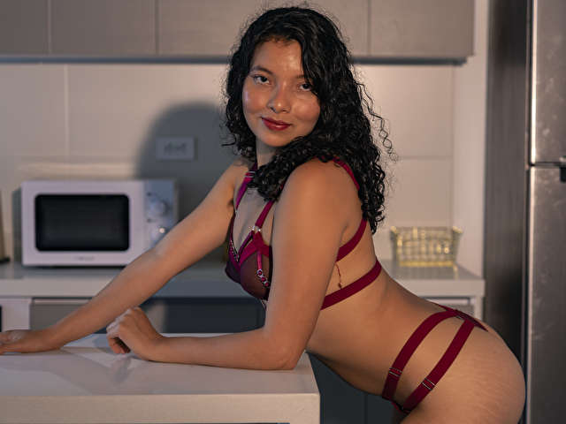 MELANYG free sexy photo