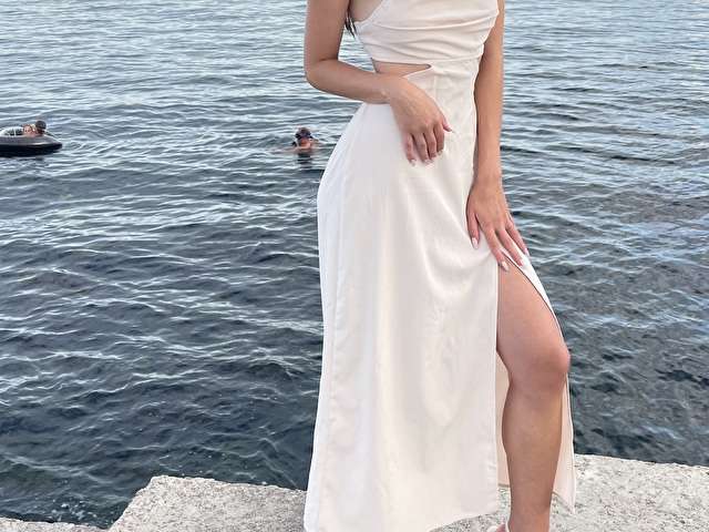 TINAHYPE69 free sexy photo