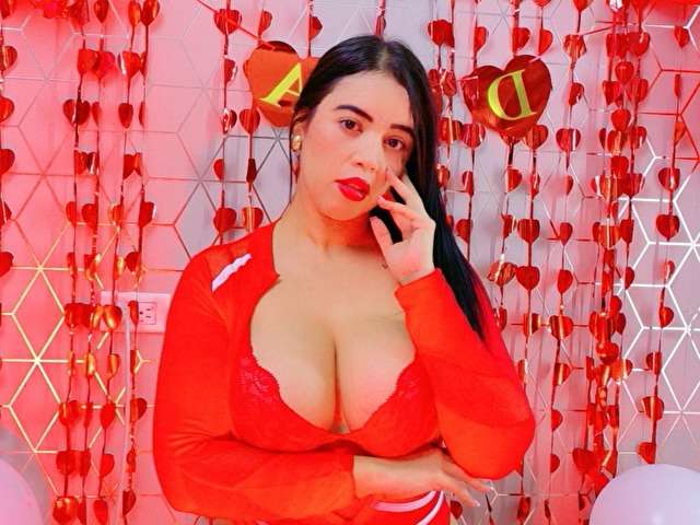 CASSIDYHOLE free sexy photo