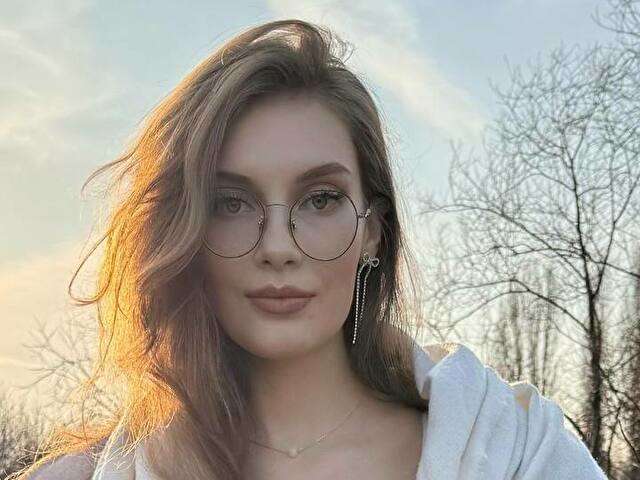 IRISEVANS free sexy photo