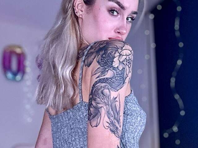 RAVENA free sexy photo