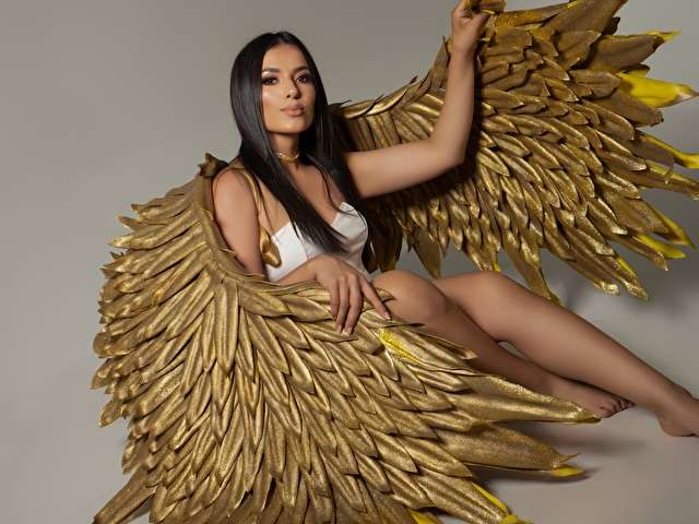 GABYEVANS1 free sexy photo