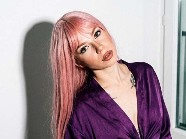 SWEETNANA free sexy photo
