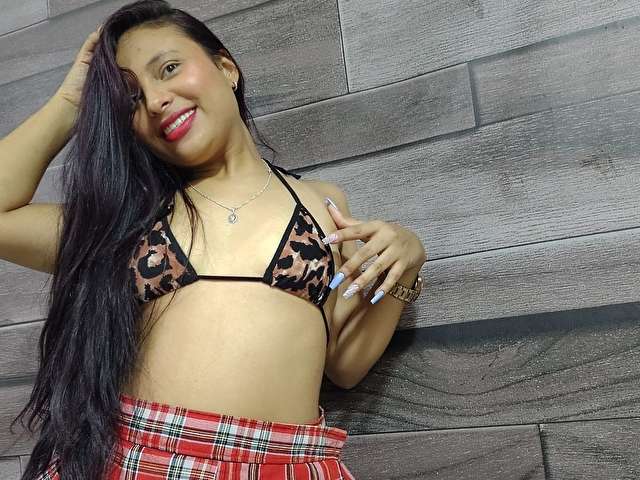 AHOTBIGASS4U free sexy photo