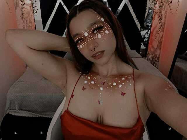 CHARLOTTEB free sexy photo