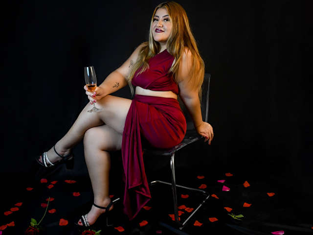 SOFIASAENZ free sexy photo