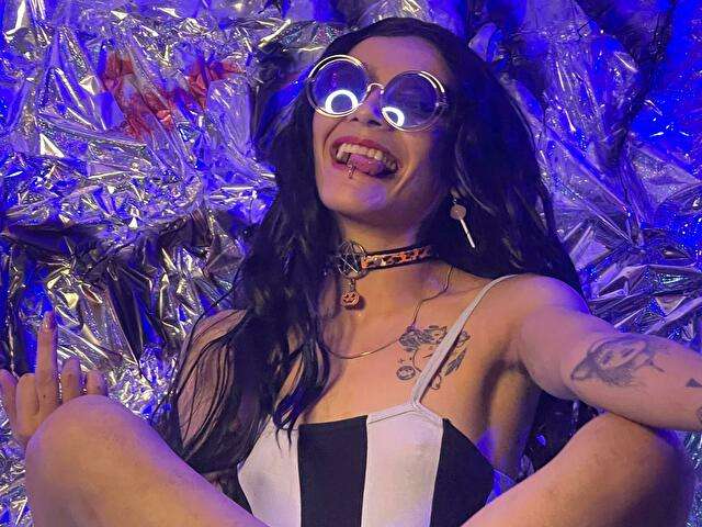 HAILEYCAT free sexy photo