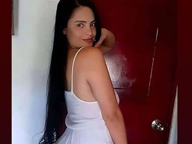 URSULAJONES free sexy photo