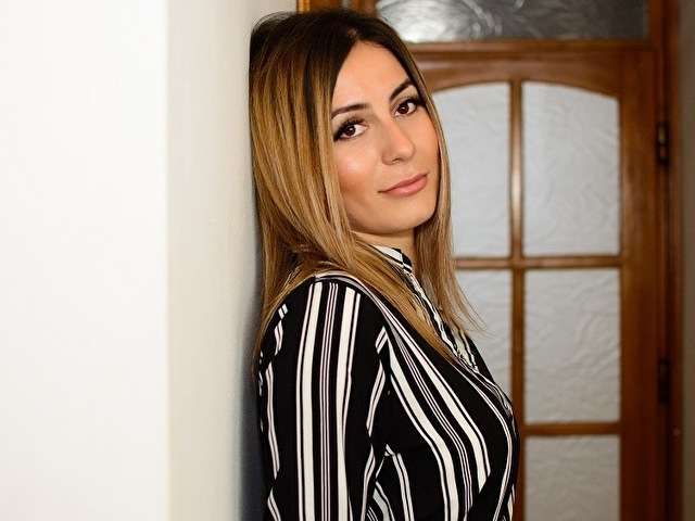 MELINDA1XXX free sexy photo