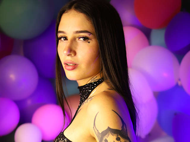 SAMANTHA21 free sexy photo