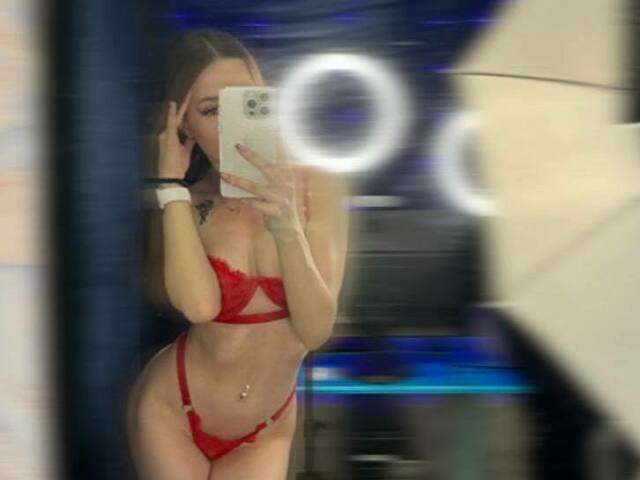 EVALOW free sexy photo