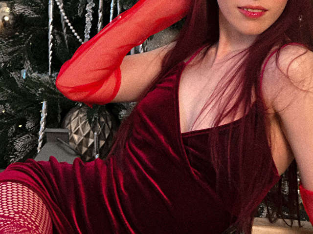 EMILYKENT free sexy photo