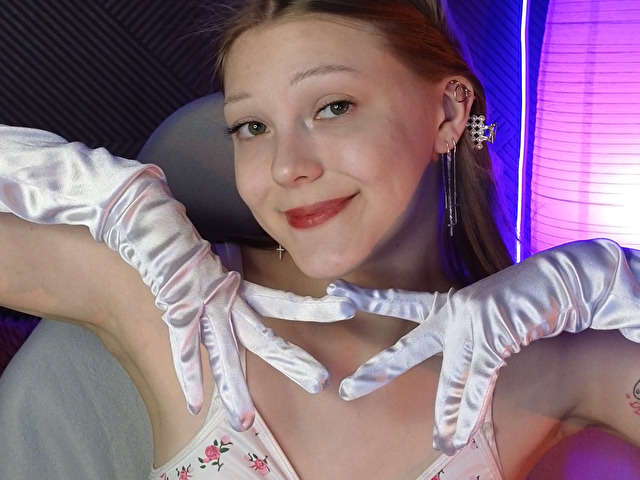 MIAWHISPER free sexy photo