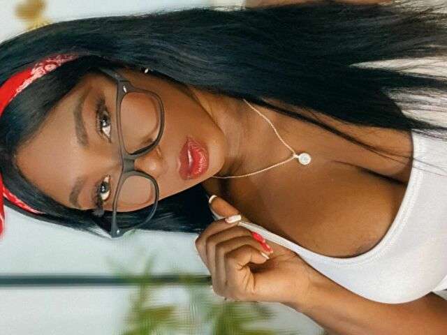 ALAIYA free sexy photo