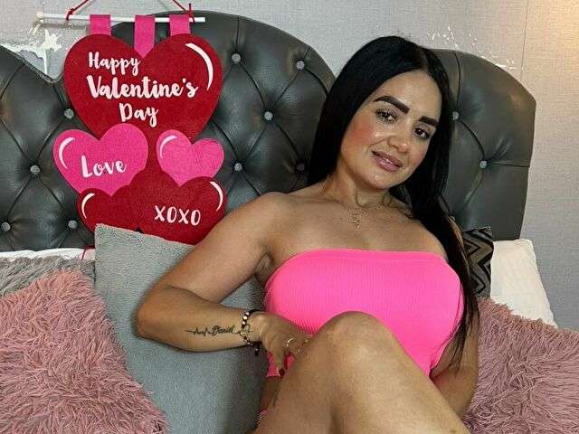 EMIILY free sexy photo
