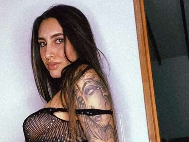 ZOESTWART free sexy photo