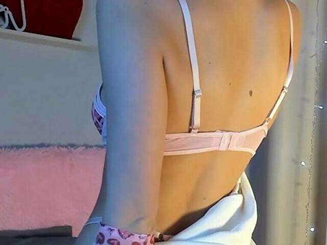 LIKALOVELY free sexy photo