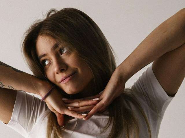 YESSYVINE free sexy photo