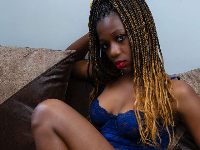 BLACKDOLL69 free sexy photo