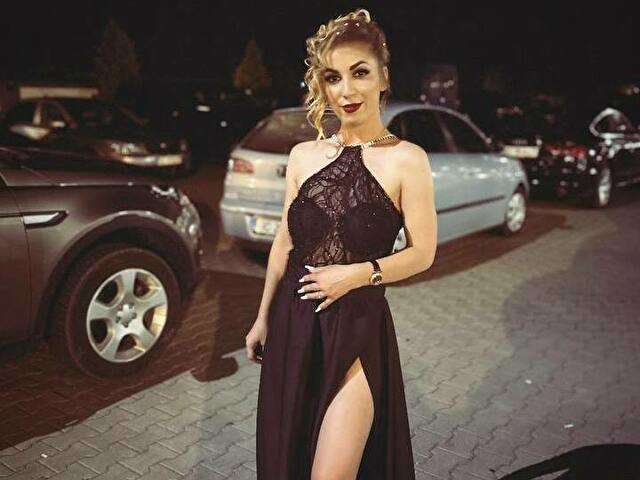 MYABLOOM free sexy photo
