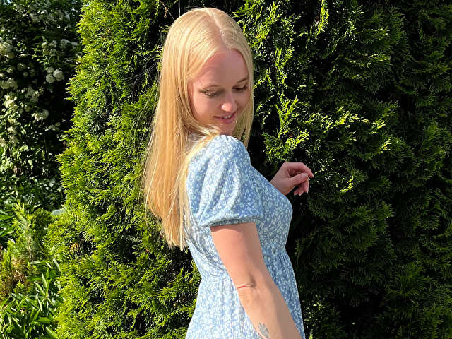 ASTRID1 free sexy photo