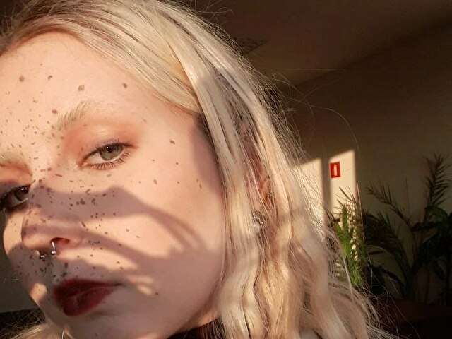 MOONLOVE free sexy photo