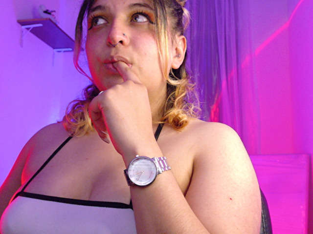 AMALIAROSSE free sexy photo