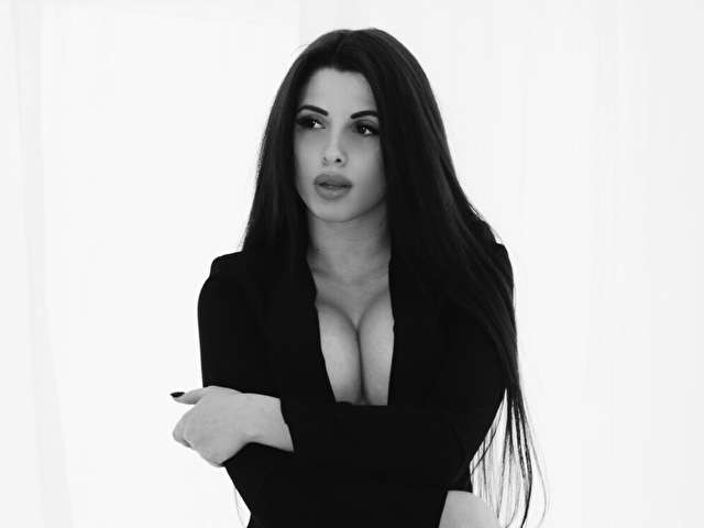 JULIALOVEE free sexy photo